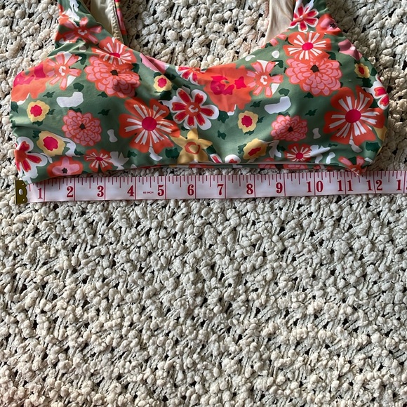 🌸 Berlook Floral U-Neck Bikini Top 🌸 - Picture 5 of 6